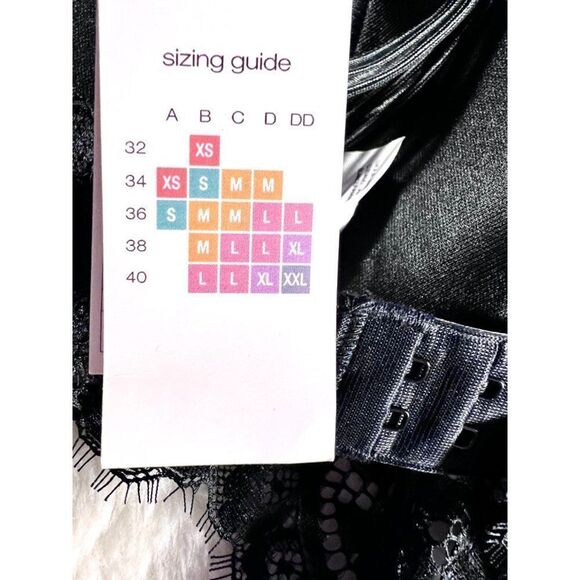 ‎Black Small Gilligan and O'Malley Bralette NWT - Picture 5 of 7